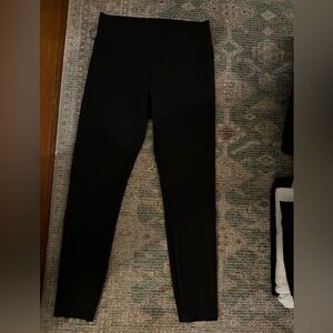 Lululemon Black Wunder Train High Rise 25”